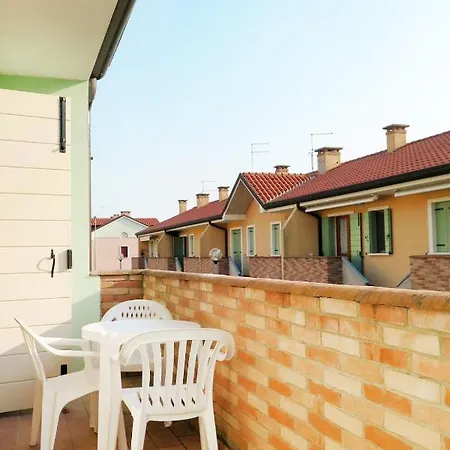 Solmare-11 By Interhome * Rosapineta
